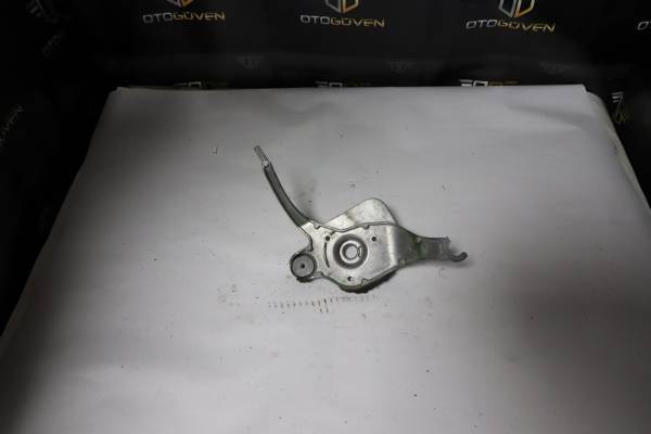 FORD CUSTOM 310 S 100 PS ÇIKMA PARÇA  SİLECEK MOTOR AYAĞI